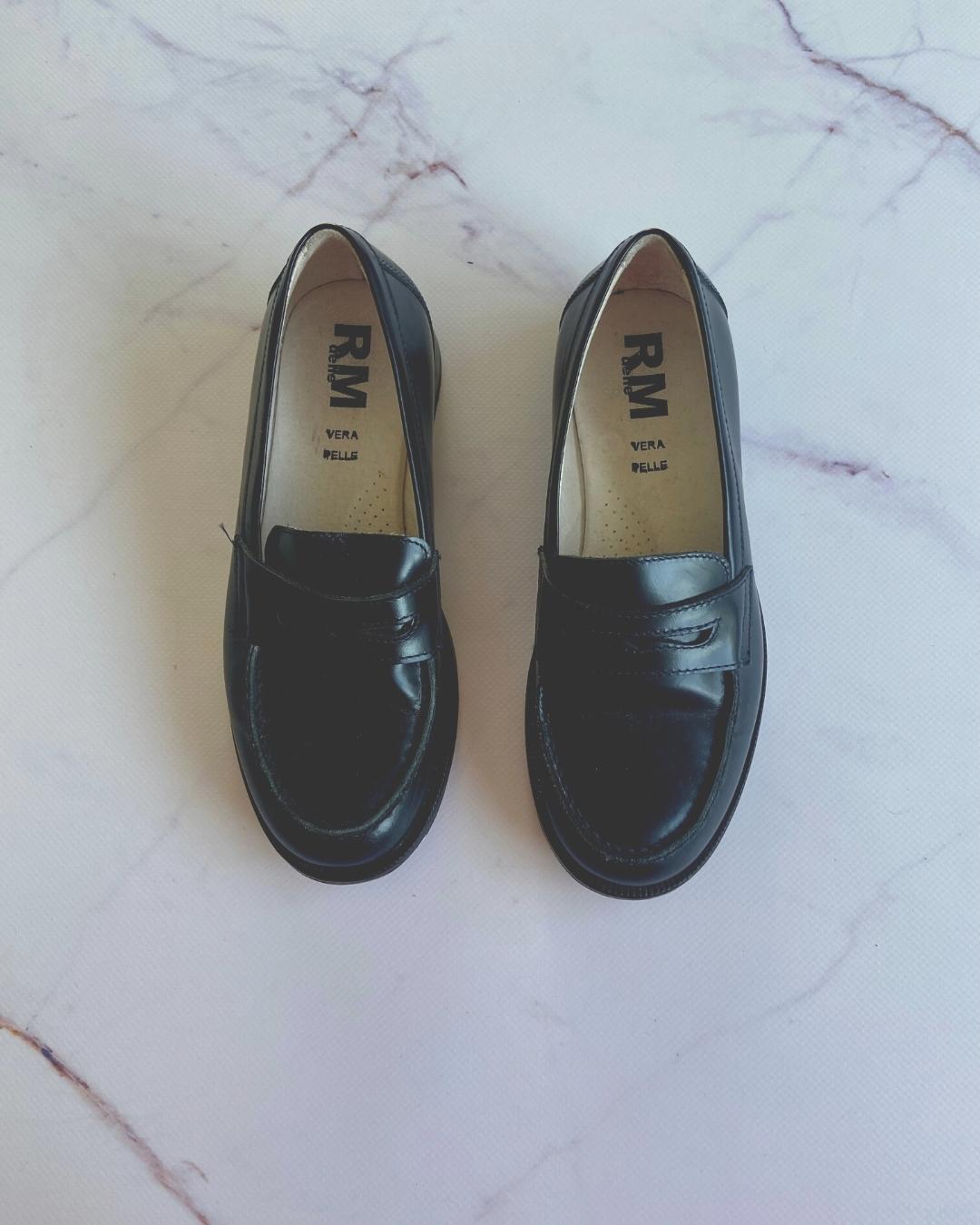 RM Delle leather loafers – size 32 (4) – Nearly New Kids